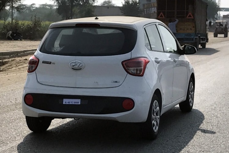 Hyundai i10 2017 gia 153 trieu dong lan banh tai An Do-Hinh-2